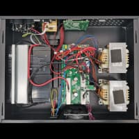 Источник бесперебойного питания Line-Interactive SNR LIRM 1000ВА/800Вт (PF-0.8), 1ф:1ф (220-240В), 24В (DC) (2x9Ач) (чистый синус на выходе) - фото 3