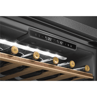 Винные шкафы SMEG/ Холодильный шкаф для вина встраиваемый, ВхШхГ 820х595х566 мм, петли справа, черное стекло. - фото 12