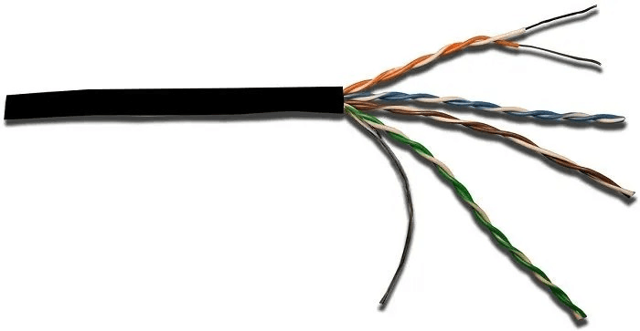 Кабель информационный Lanmaster LAN-5EUTP-HFLT-BK кат.5E UTP 4 пары 24AWG LSZH внутренний 305м черный