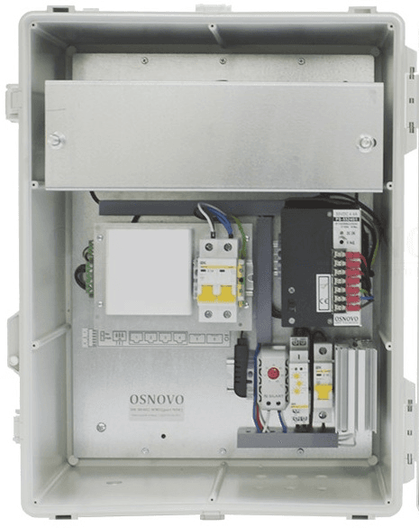 Уличный Web-управляемый PoE коммутатор OSNOVO SW-80402-WMU(port 90W) Уличный Web-управляемый PoE коммутатор на 6 портов с термостабилизацией и резервным питанием (АКБ - 7Ач). Порты: 4 x GE (10/100/1000Base-T) с PoE (до 90W) + 2 x GE SFP (1
