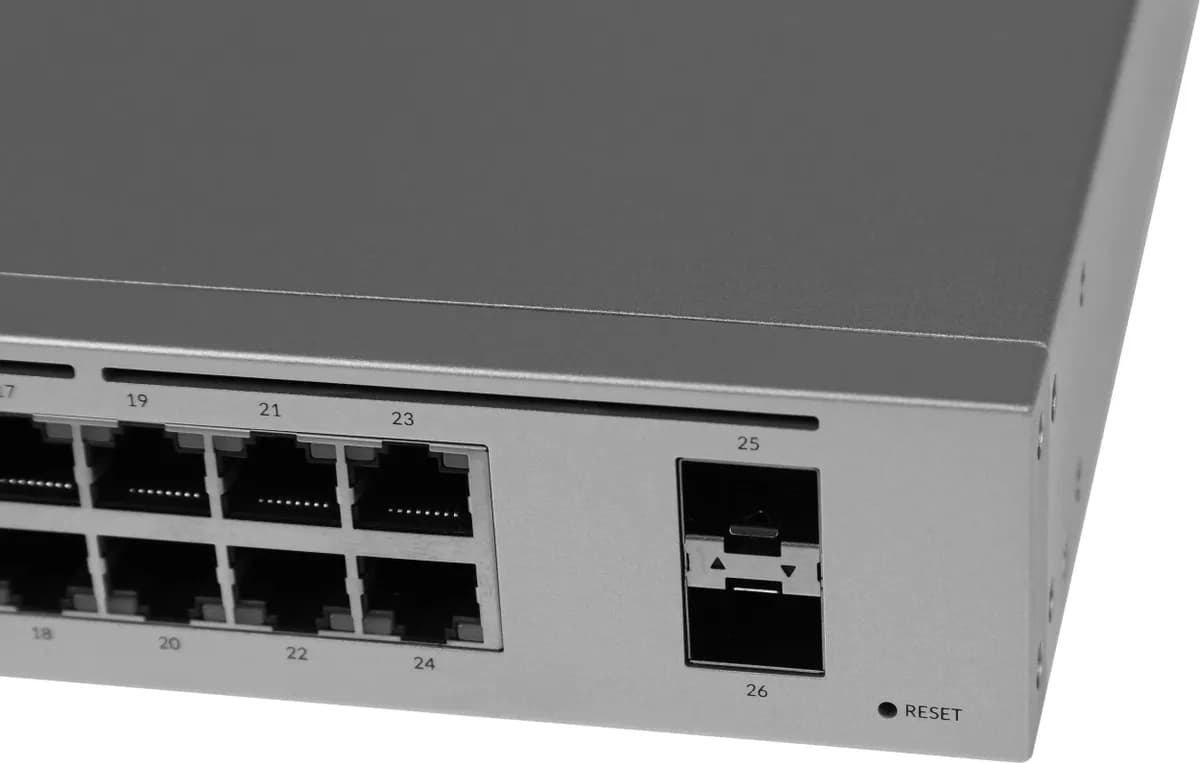 Коммутатор 24PORT 1000M 2SFP POE USW-24-POE UBIQUITI