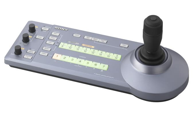 Пульт Sony RM-IP10 управления камерами SONY серии BRC или EVI. Позволяет управлять 112 камерами BRC по IP-сети или 7 камерами по обычной сети VISCA. В системе можно использовать до 5 панелей дистанционного управления.