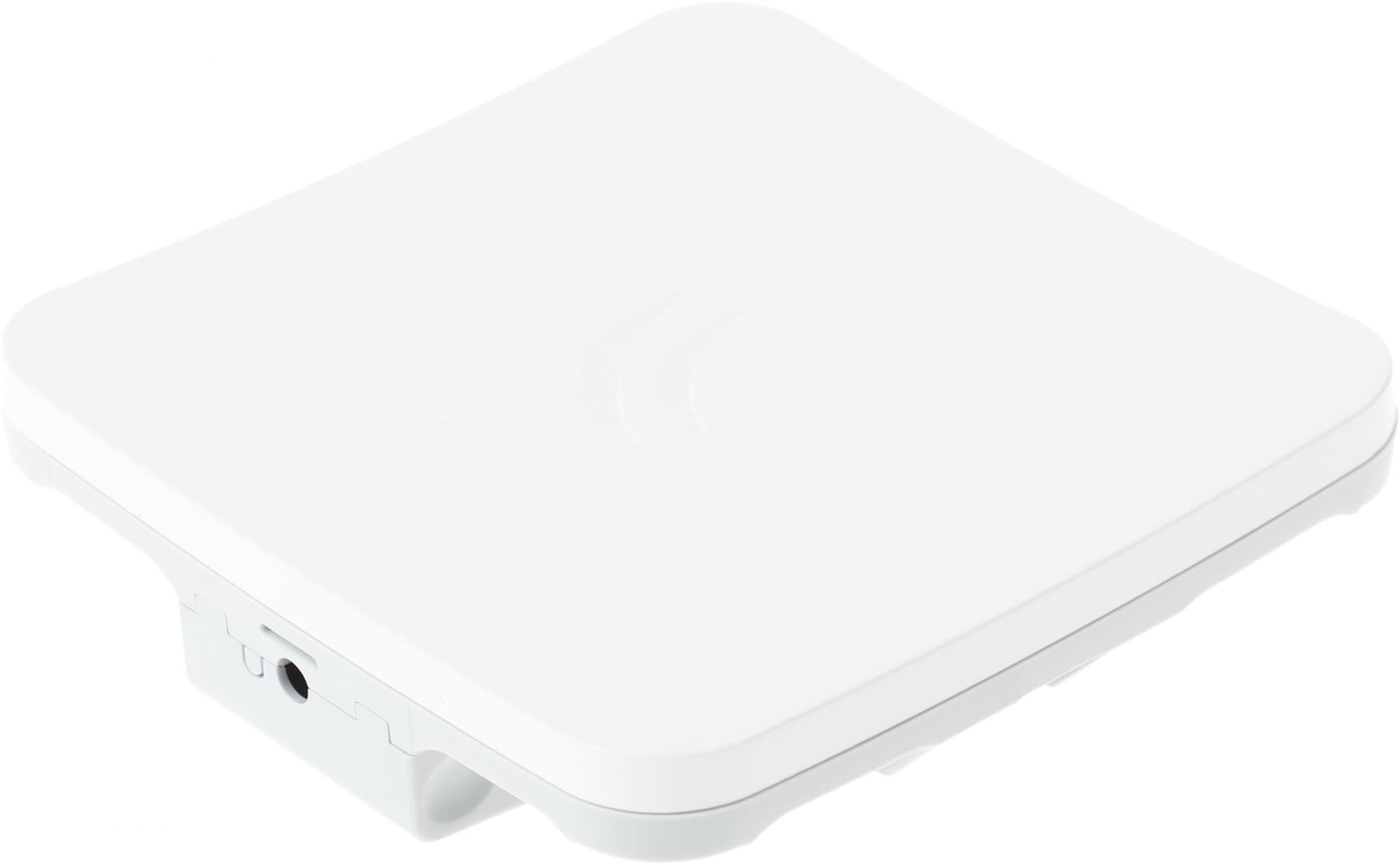 MikroTik RBSXTsq5nD (SXTsq Lite5) Радиомаршрутизатор 5 ГГц, 802.11a/n, 25 дБм, MIMO 2x2, 1x Ethernet