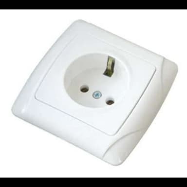 Розетка 1-м СП Маргарита 16А IP20 с заземл. бел. UNIVersal М0028