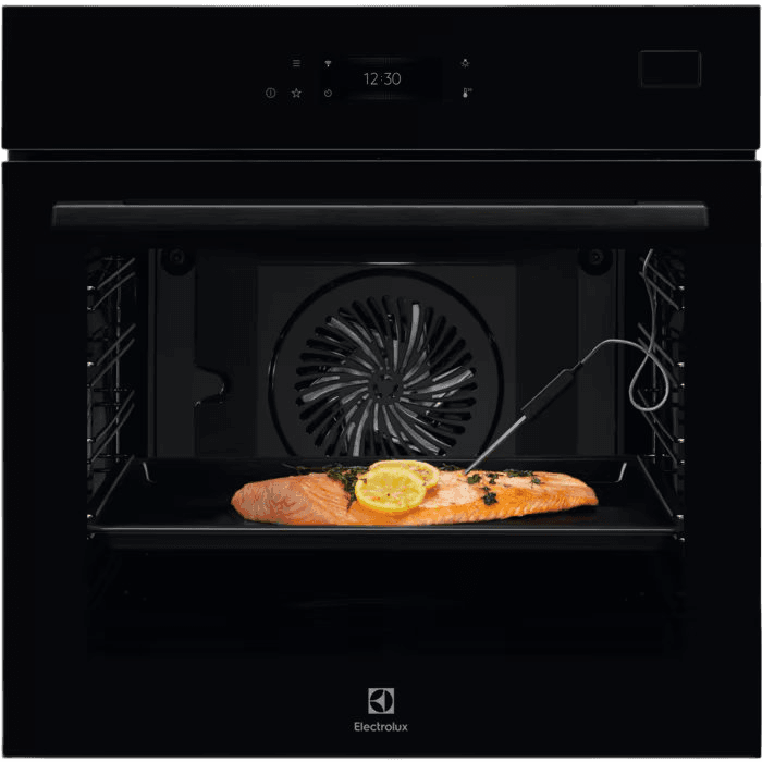 Встраиваемые электрические духовки ELECTROLUX/ Духовой шкаф с паром SteamBoost,черный цвет, сенсорное управление, электронное регулирование времени и температуры, будильник, таймер отключения, отложенный старт, подсказка оптимальной температуры, хромированные направляющие из нержавеющей стали Easy Entry , телескопические направляющие (1 ур) с изменением высоты установки, 3 стекла, очистка паром, термощуп, плавное закрытие дверцы SoftClosing, пр-во Германия