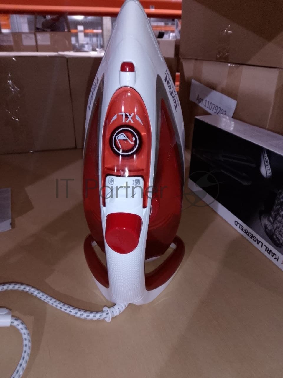 (Поврежденный товар) Утюг Tefal Easygliss Plus FV5717E0