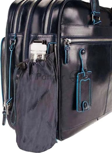 Сумка для ноутбука Piquadro Blue Square CA2765B2/BLU2 синий натур.кожа