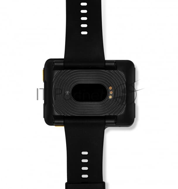 Терминал на руку Newland WD1 Wearable Watch Device with 2.8" Touch Screen, 3GB/32GB, BT, WiFi, 4G, GPS and Camera. Incl. wrist band, USB-C cable and MultiPower adapter. OS: Android 13.0 GMS