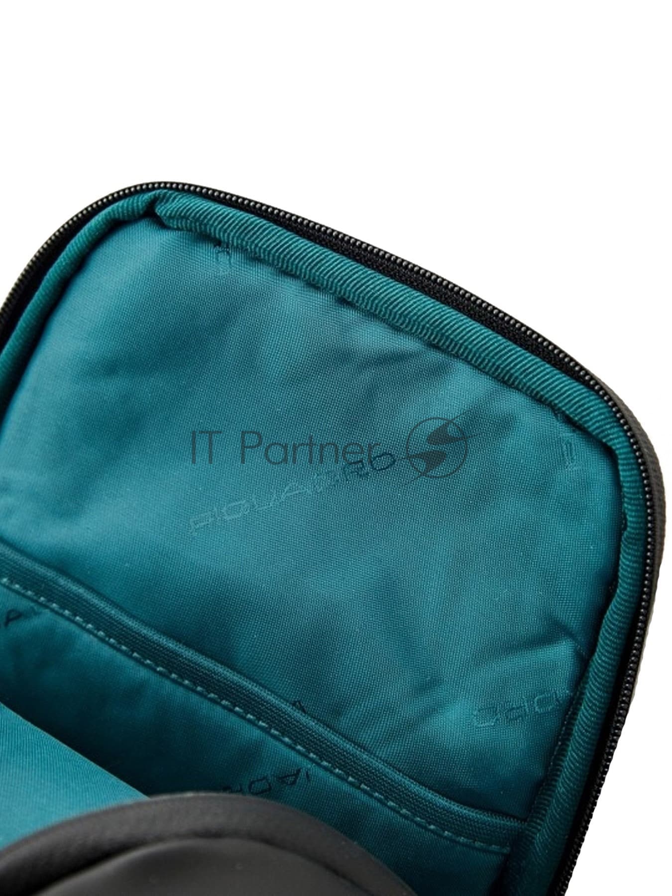 Рюкзак слинг Piquadro Corner 2.0 CA6466C2OW/N черный полиэстер