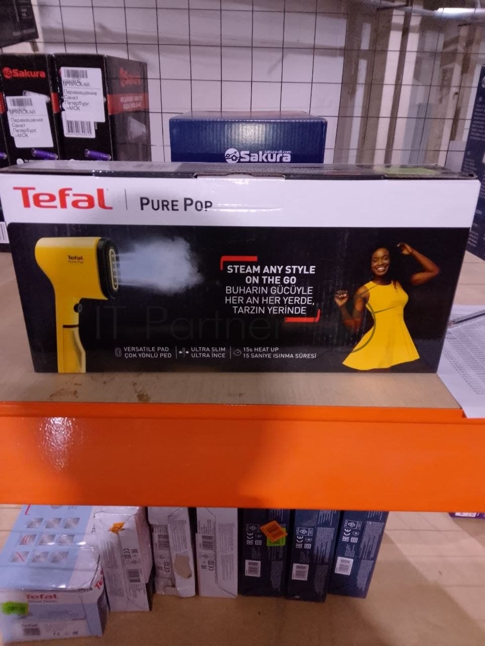 Ручной отпариватель Tefal DT1R04F1 белый