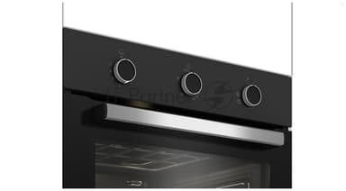 Газовый духовой шкаф Beko BBIH12100BC с откидным электрическим грилем и конвекцией; автоматический электроподжиг; поворотные переключатели; металлические направляющие; объем - 72л; 3 стекла дверцы; 1 решетка; 1 противень; вертел. Цвет черный; Материал панели управления Металл черный