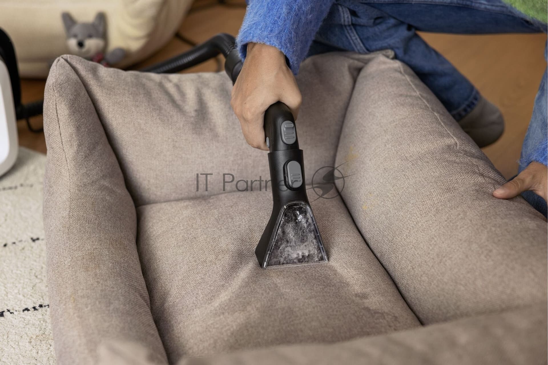 Пылесос моющий Karcher SE 3 500Вт черный/белый