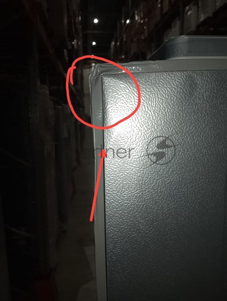 (Поврежденный товар) Холодильник Weissgauff WCD 450 Dark Grey NoFrost Inverter (Вмятина на правом верхнем углу.)