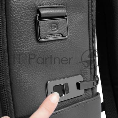 Рюкзак мужской Piquadro Modus CA7106MOS/N черный кожа