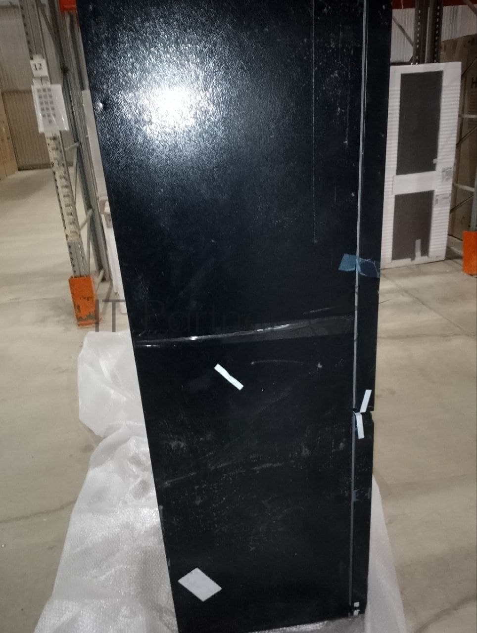(Поврежденный товар) Холодильник Weissgauff WRK 185 Total NoFrost Inverter Black (Вмятина на верхней двери и на правой стороне.)