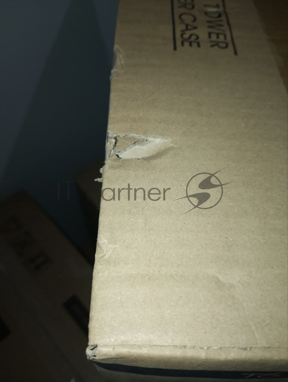 (Поврежденная упаковка) Корпус MidiTower Zalman ZM-T6 черный (ZM-T6_ПУ) (без блока питания)