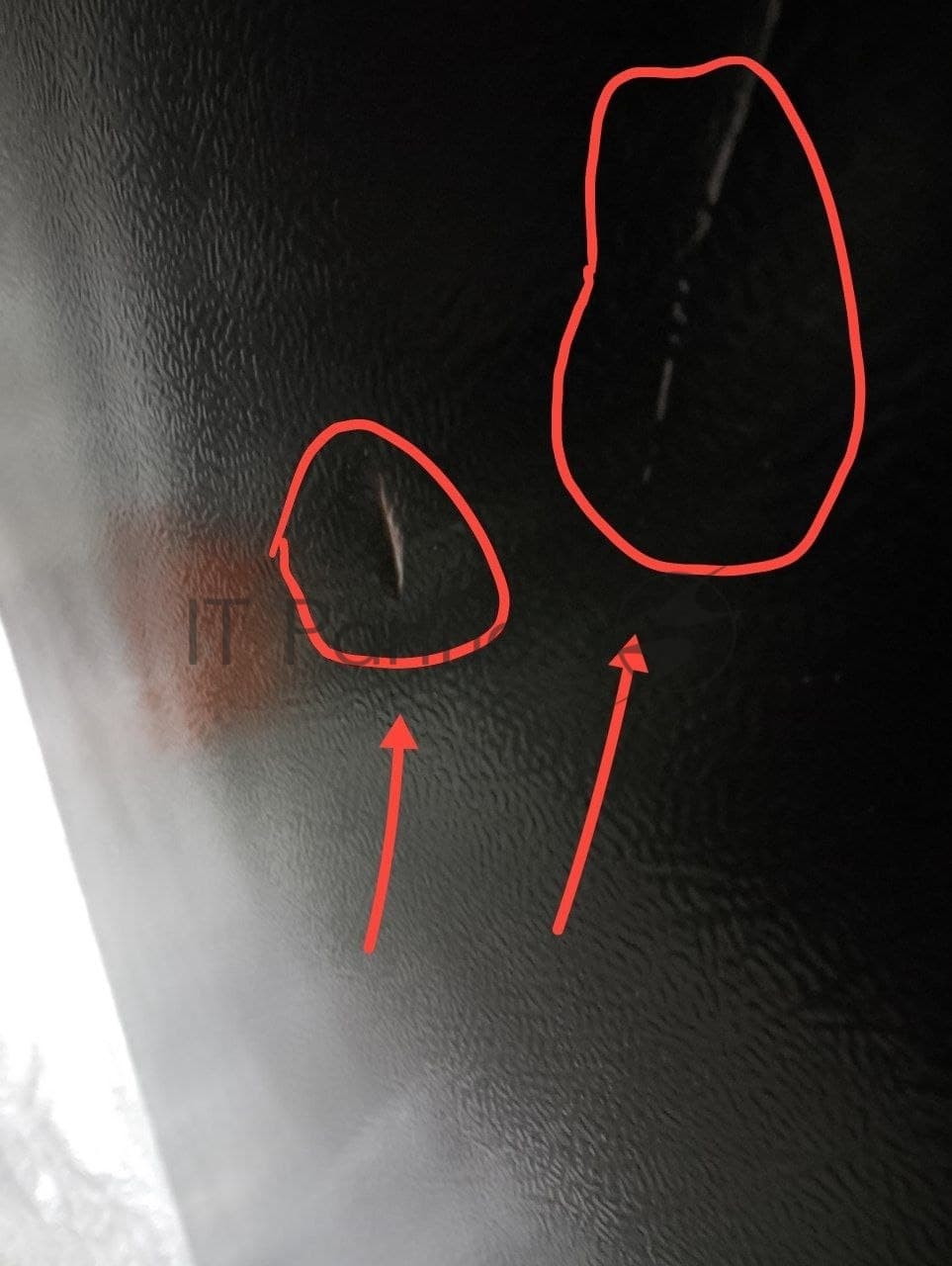 (Поврежденный товар) Холодильник Weissgauff WRK 2000 Total NoFrost Inverter Black (Вмятины на левой стороне и на верхней двери.)