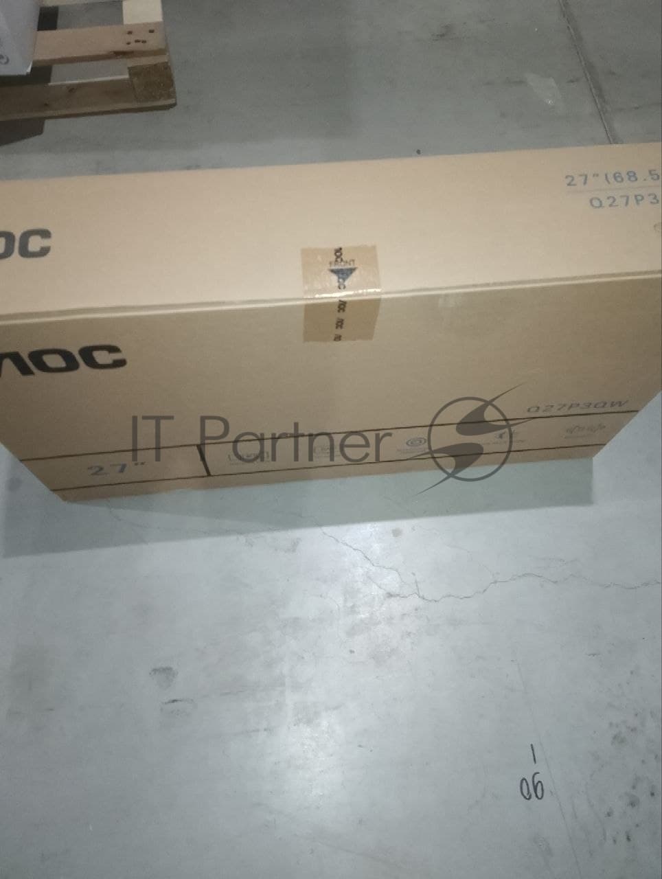 (Поврежденная упаковка) Монитор AOC 27" Q27P3QW, 16:9, IPS, QHD, 4ms, 350cd, 75Hz, HDMI, DP, USB, SPK, CAM, HAS Q27P3QW (Новый товар в заводской упаковке с незначительными повреждениями)