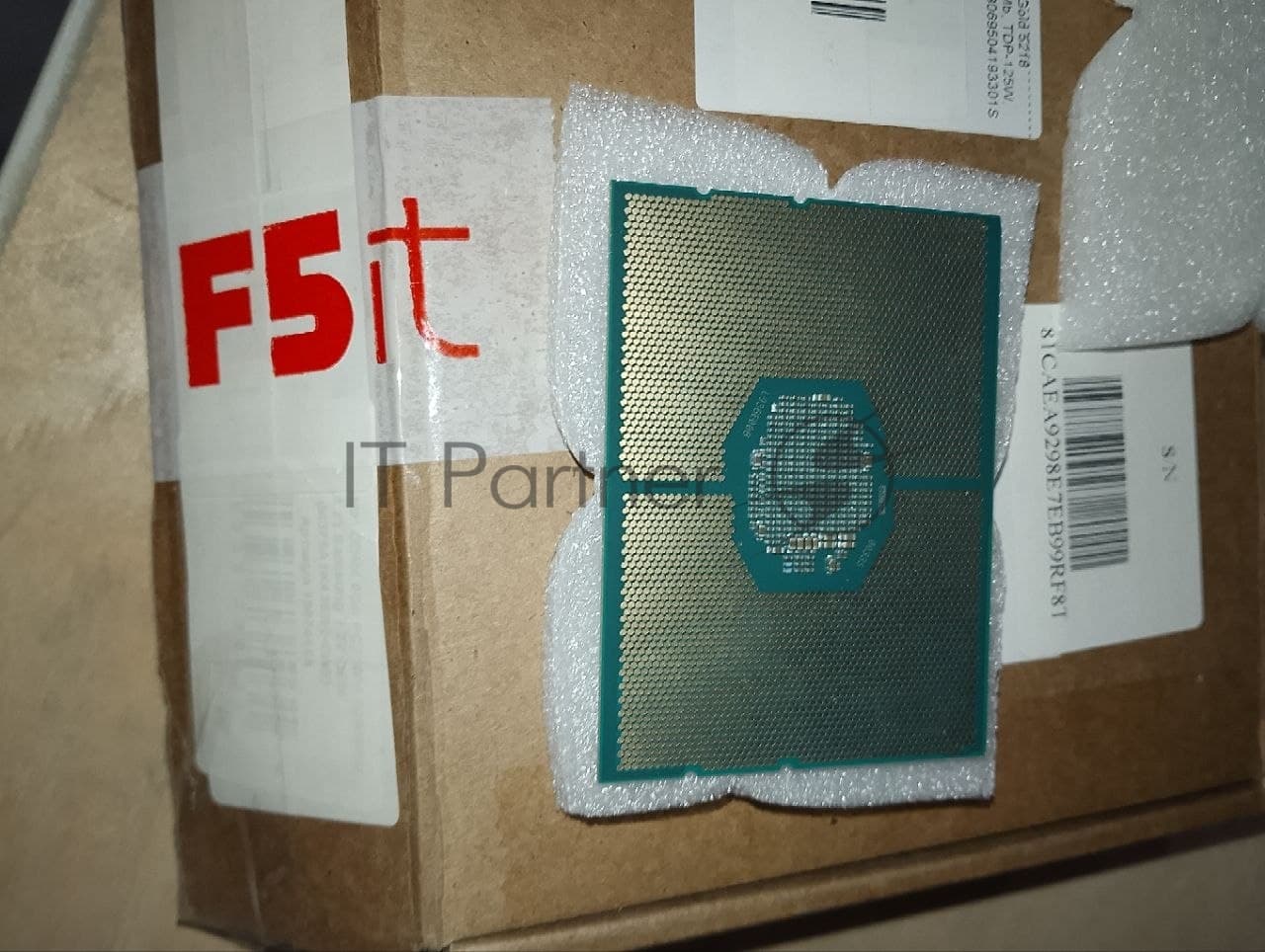 (Поврежденный товар) Процессор INTEL Xeon Gold 5218 (Soc-3647, 2.3Ghz, 16С/32Т, 22Mb, TDP-125W, OEM, со следами монтажа) (CD8069504193301S RF8T_(Поврежденный товар) 000915)
