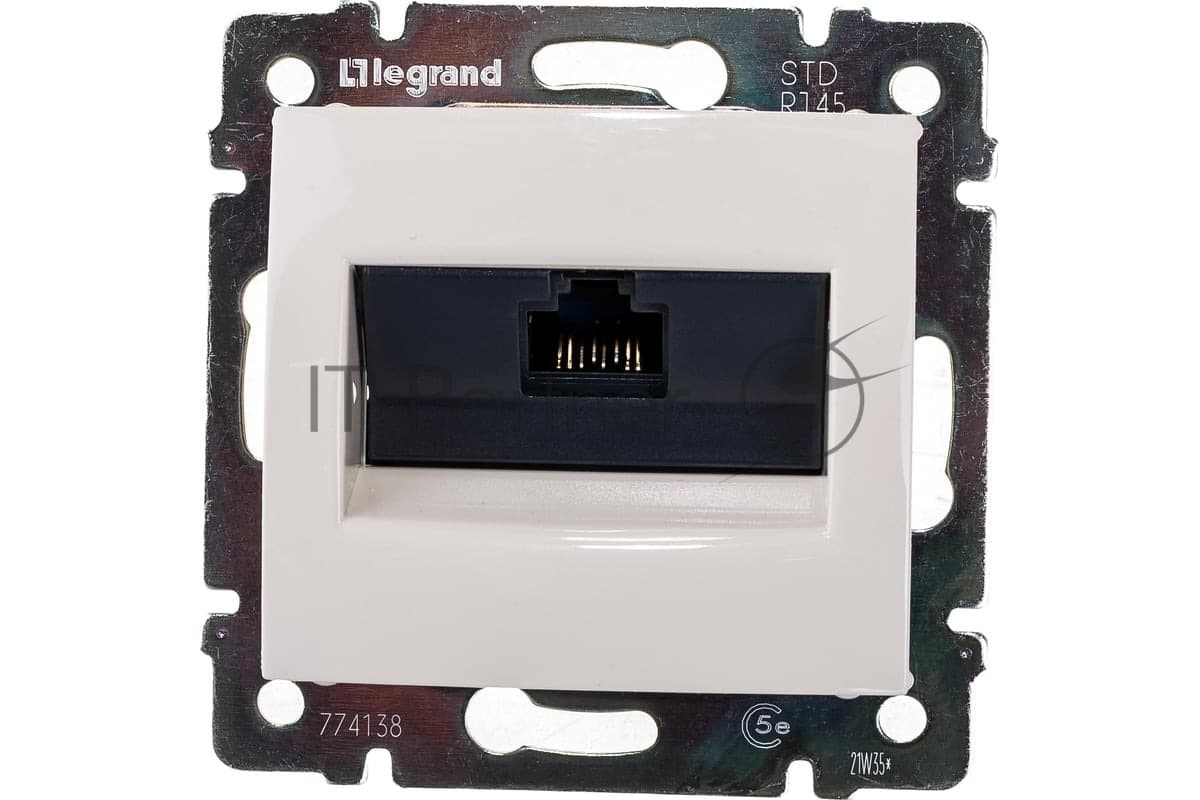 Розетка информационная Legrand 774138 RJ45 UTP кат5е 1в Valena слк вн