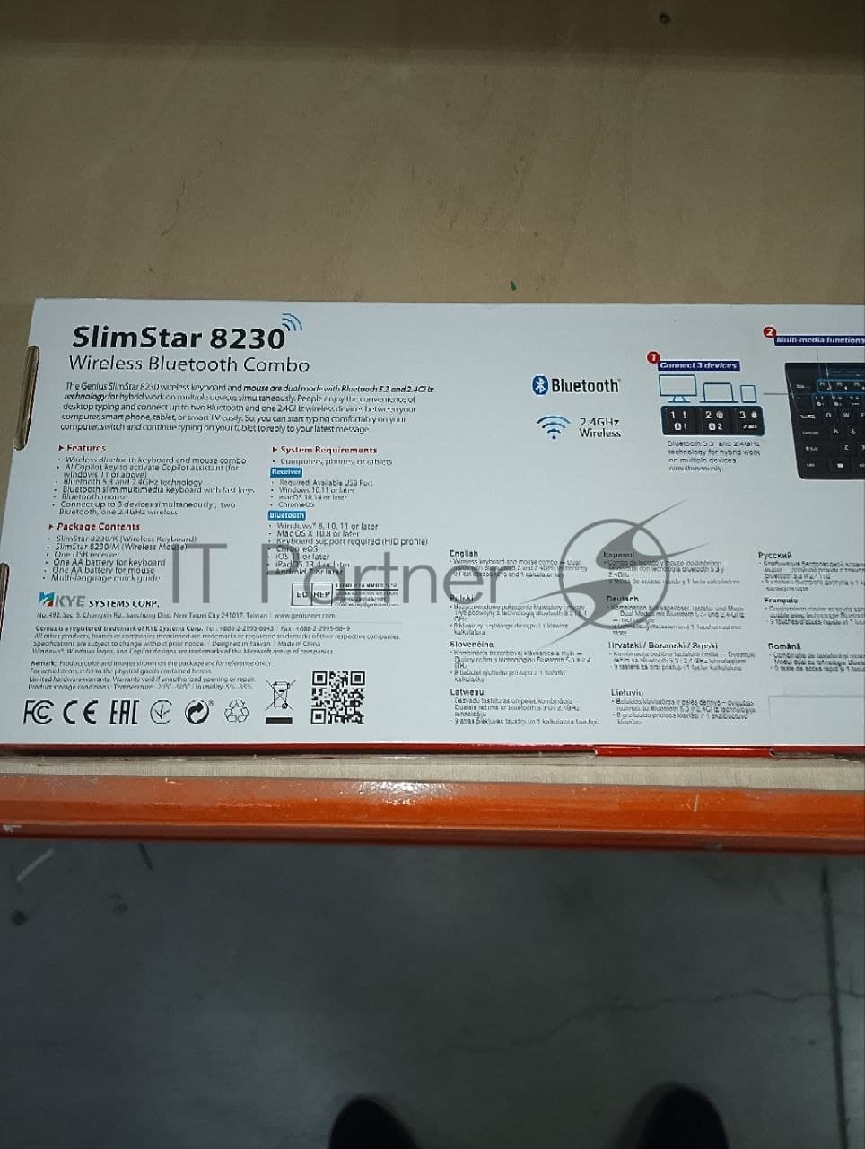 (Поврежденная упаковка) Комплект клавиатура+мышь беспроводной GENIUS SlimStar 8230 черный (USB, 1200dpi)