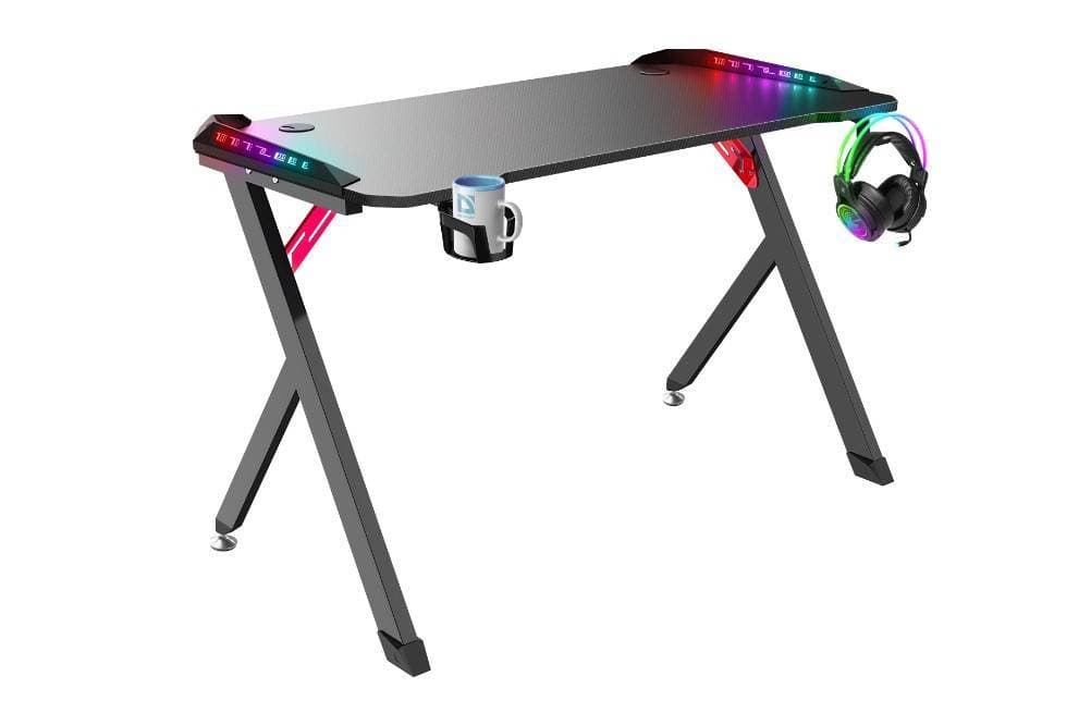 Игровой компьютерный стол Spirit RGB,подвес круж+гарн.,черн,120 DEFENDER