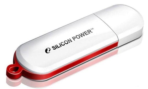 Флешка USB Silicon Power R/W 8Gb LuxMini 320 SP008GbUF2320V1W USB 2.0 белый