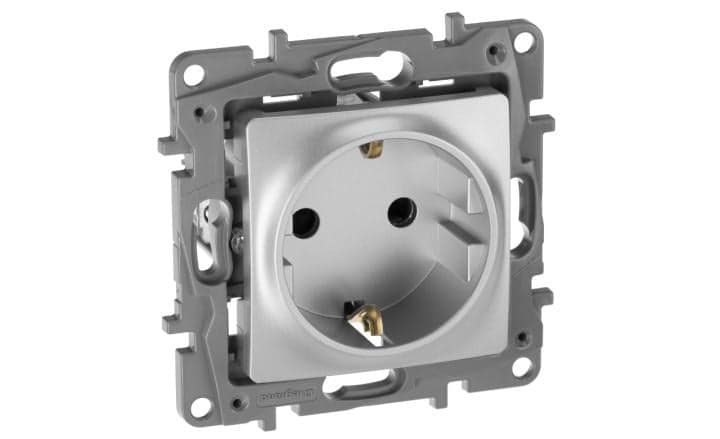 Legrand 672422 Розетка 2К+З шт АЛЮ ETIKA