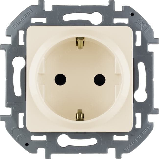 Legrand 673731 Розетка 2К+З со шторками немецкий стандарт 16 А 250 В~ INSPIRIA слоновая кость
