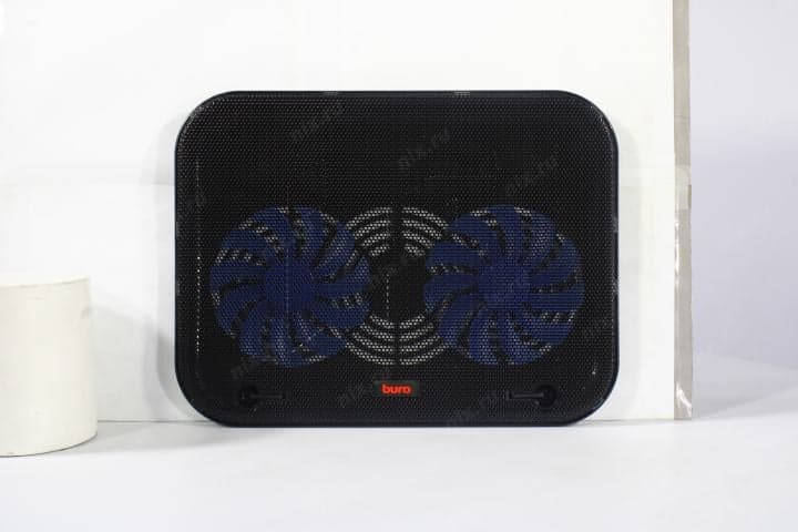 Buro <BU-LCP140-B214H Black> NoteBook Cooler (23дБ, 1800об/мин,2xUSB2.0, USB питание)