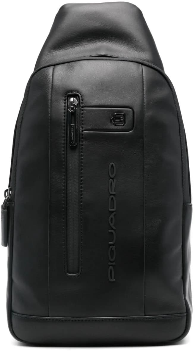 Рюкзак слинг мужской Piquadro Urban CA6540UB00/N черный натур.кожа