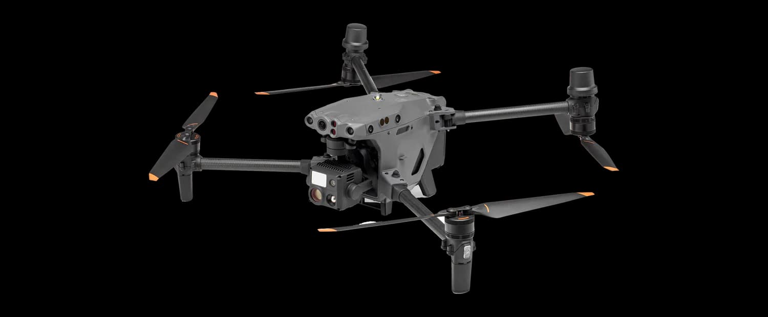 Квадрокоптер DJI Matrice 30Т в составе: DJI Matrice 30Т – 1шт Пульт дистанционного управления DJI RC Plus – 1шт 1671 пропеллер (CW) – 2шт1671 пропел