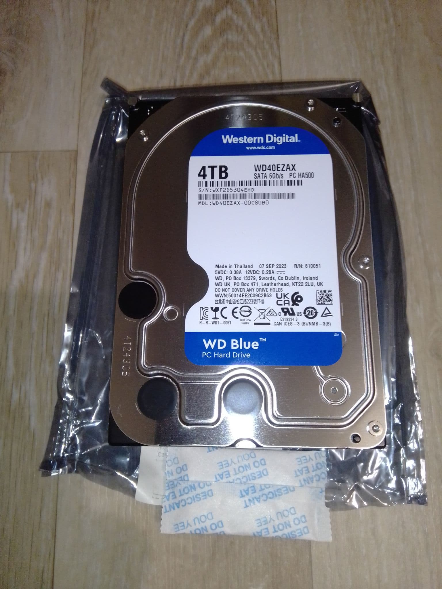 4 Tb SATA 6Gb/s Western Digital Blue <WD40EZAX> 3.5" 5400rpm 256Mb