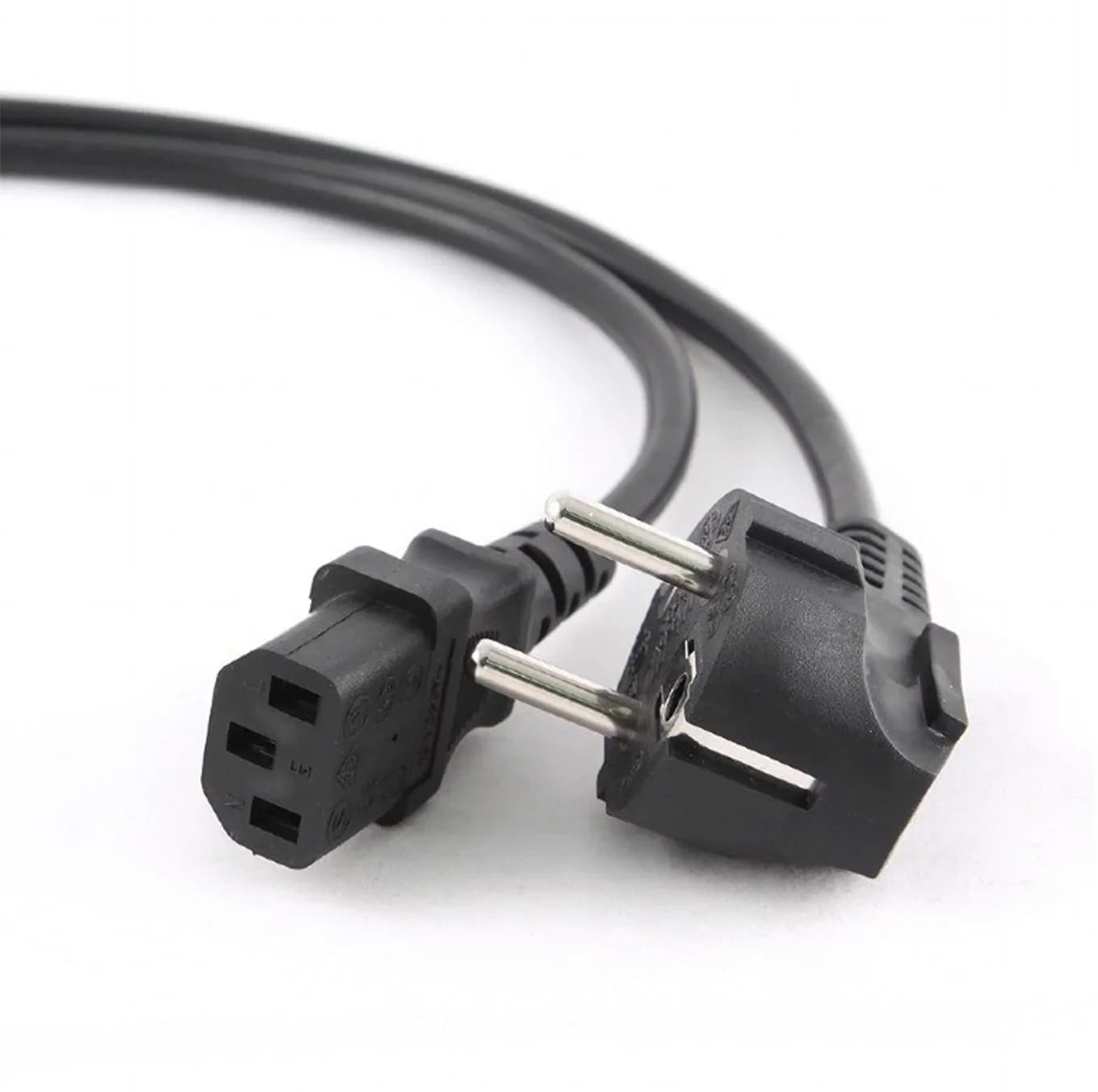 Шнур питания NTSS NTSS-PC13771 C13-Schuko проводник.:3x0.75мм2 1.8м 220/250В 10А черный