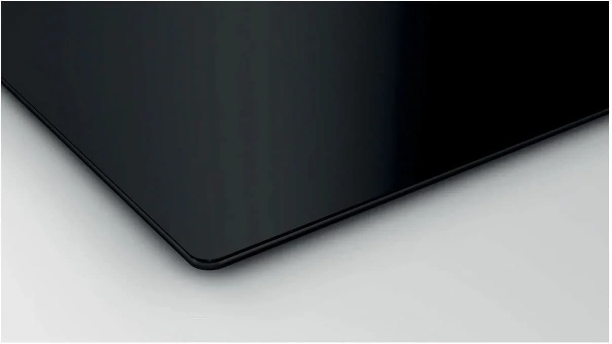 Индукционная варочная поверхность Bosch PUE611BB5D черный